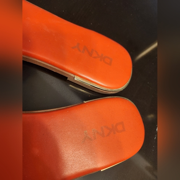 DKNY SANDALS - Picture 3 of 4